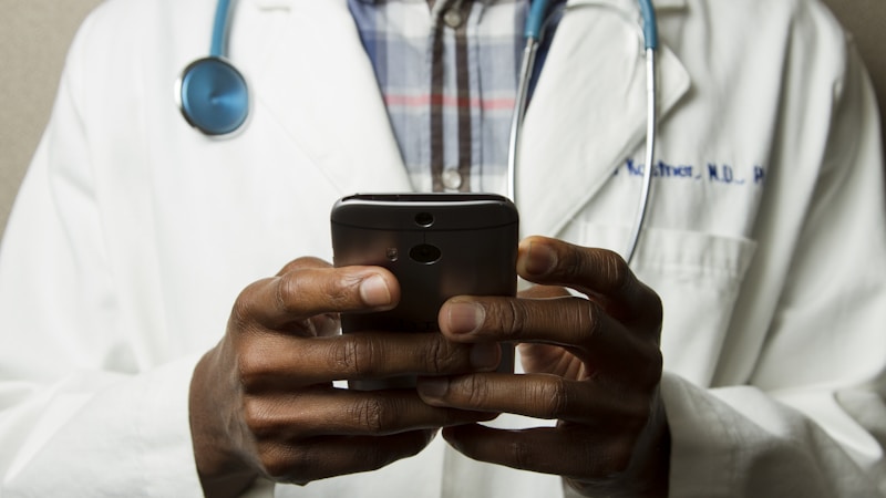 Top 5 Benefits of Health Insurance for Your Family